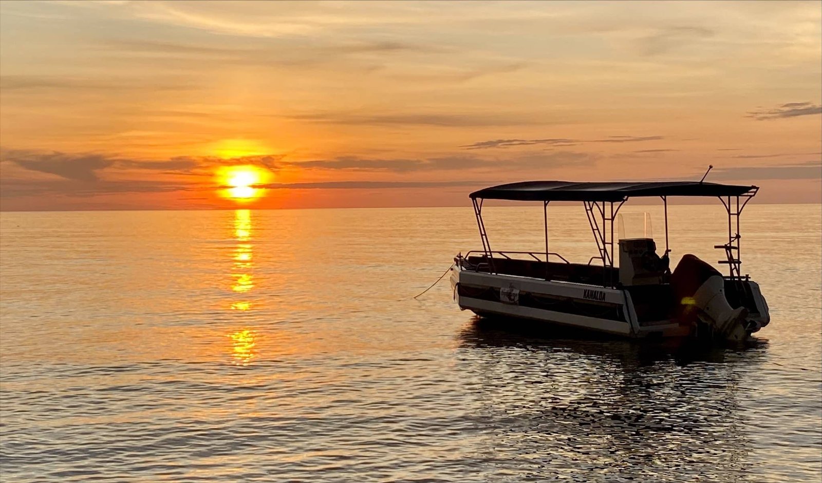 Sipalay Sunset and dive boat