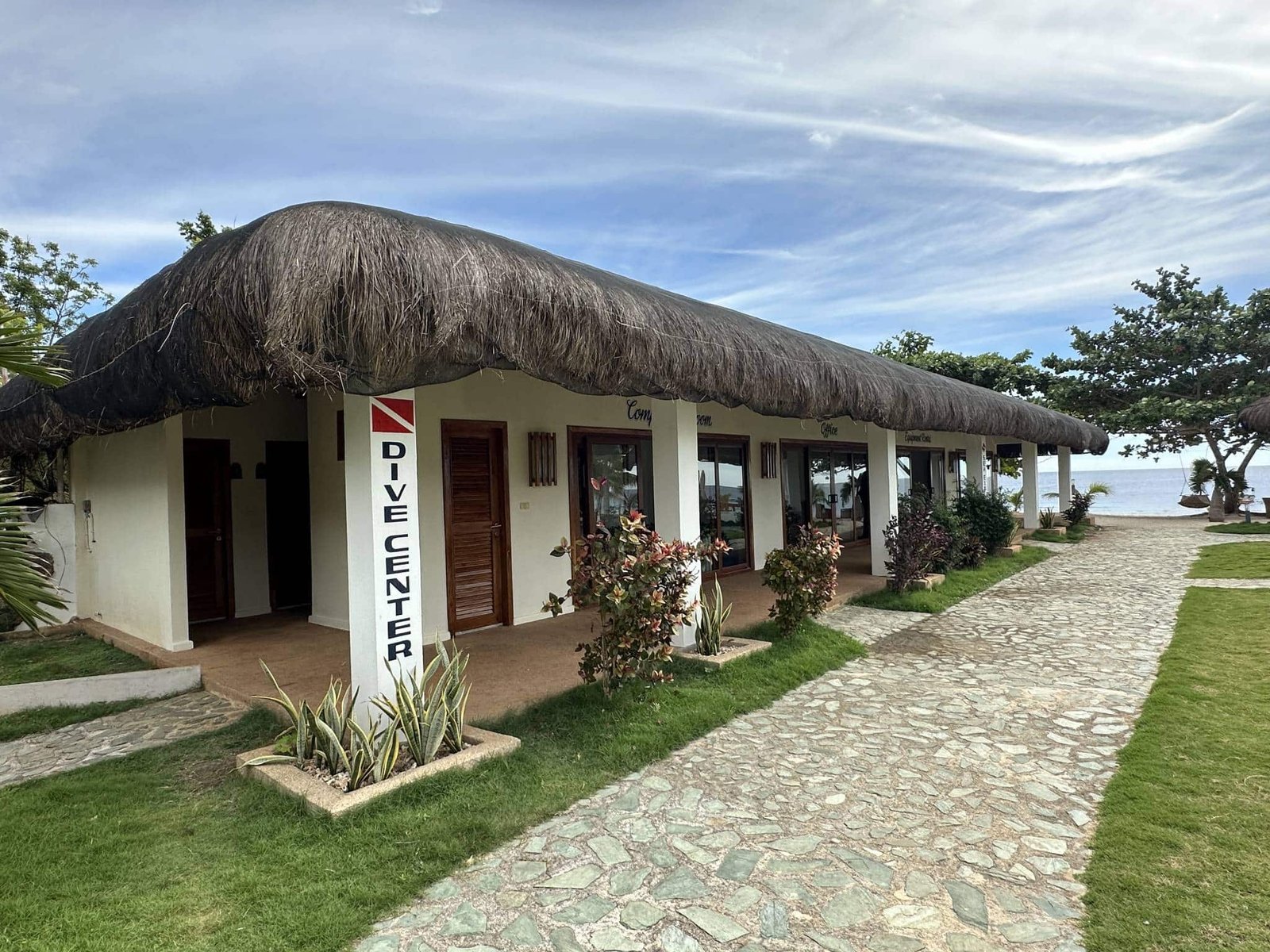 siquijor dive center